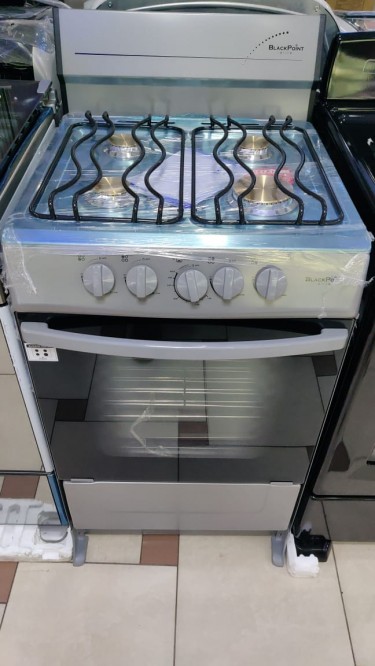 BlackPoint Brand New 20 Inch 4 Burner Gas Stove
