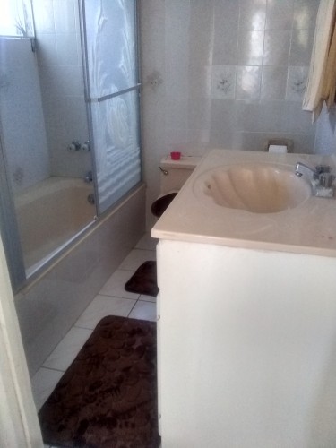 1 Bedroom For Rent (own Bath) No Kitchen