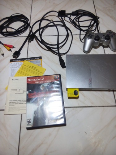 SONY Playstation 2 Satin Silver Soft Mod 20+ Games