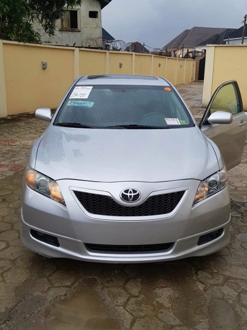 This 2010 Toyota Camry SE Boasts The Unbeatable Co
