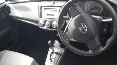Toyota Corolla Axio (4wd) 2013+