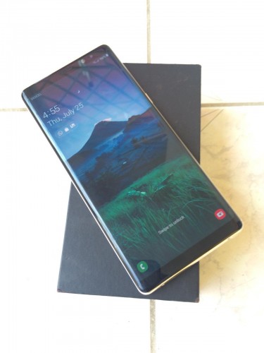 MINT GALAXY NOTE 8 DUOS