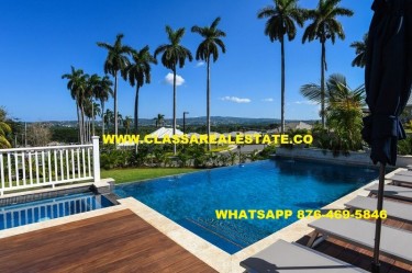 FULLY FURNISHED 4 BED 3 BATH IN GATED COMMUNITY