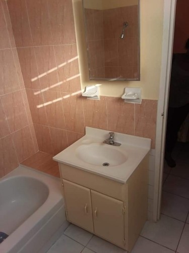 Self Contained Furnished 1 Bedroom