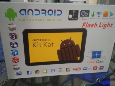 Smart PC Tablet With Keyboard