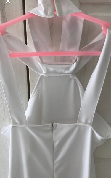 NEW WHITE DRESS SIZE SMALL