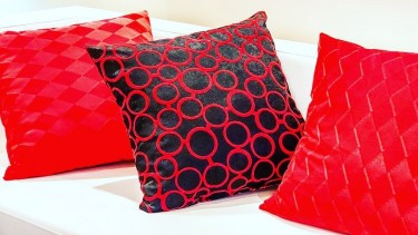 CUSTOM MAKE YOUR OWN BEAUTIFUL ACCENT CUSHIONS 