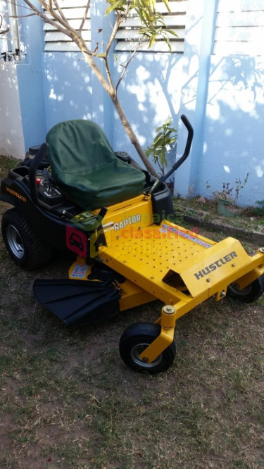 Raptor Hustler Turf Mower Perfect For Mowing Field