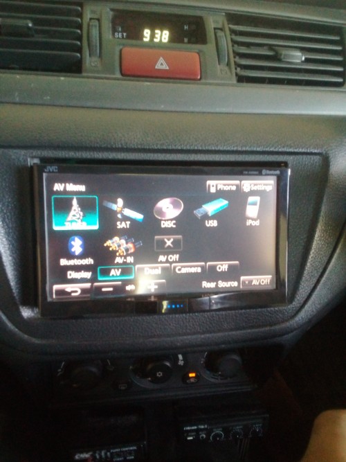 JVC TOUCH SCREEN ROAD