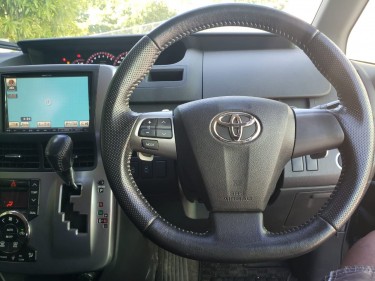 2012 Toyota Voxy ZS