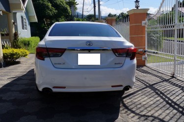 2014 Toyota Mark X For Rent