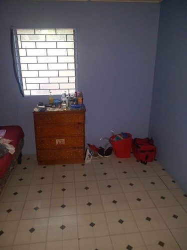 Single Room, Share BR N Kit (shared With Female )