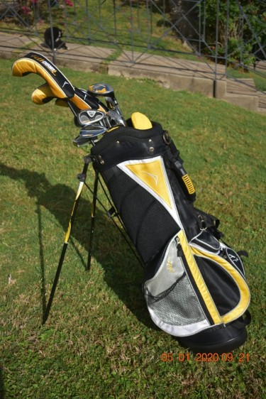 Acuity TurboMax Golf Club Set With Bag And Balls