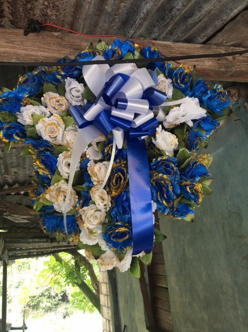 Funeral Wreaths Made To Deliver Any Size An Shape