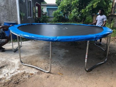 Bounce-a-bout And Trampoline 