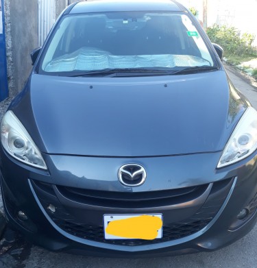 2012 Mazda Premacy 