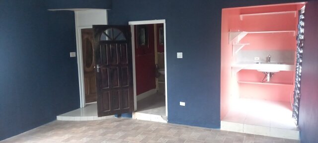 1 Bedroom House