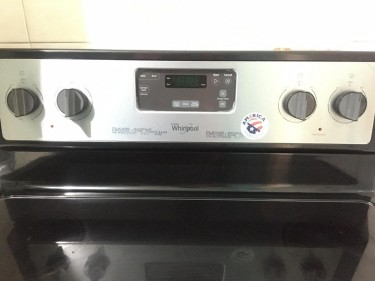 30in Whirlpool Electric Stove 