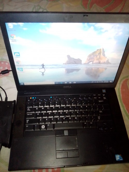 Dell Laptop For Sale Need It Gone 3gb Cheap 15k