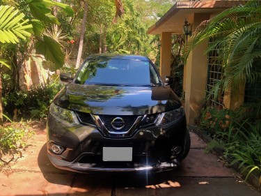 2016 Dark, Olive Green Nissan X-trail