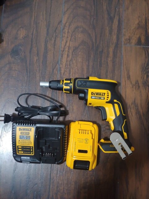 New DeWalt Screw Gun