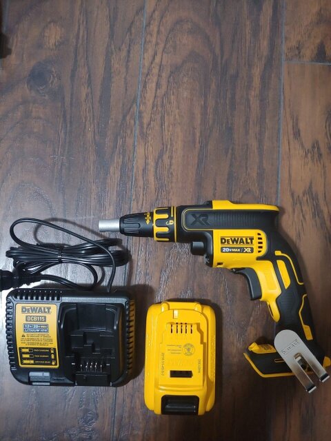 New DeWalt Screw Gun