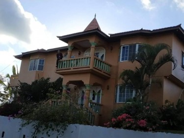 5 Bedrooms 4 Bathrooms Two Porches Two Balcony 