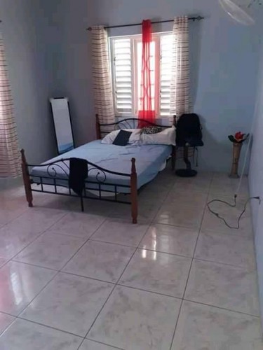 1 Bedroom Spacious Semi Furnished With Own Bath