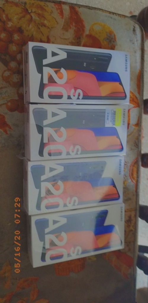 A10 And A 20 Samsung Phone S For Sale