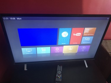 Used BlackPoint Smart TV