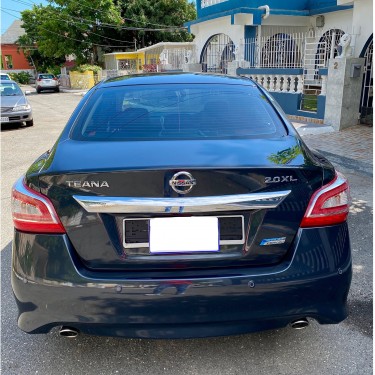 2014 Nissan Teana For RENT