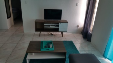 FULLY FURNISHED Modern 2 Bedroom Apartment