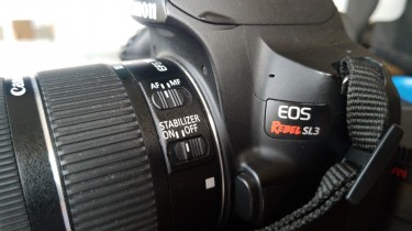 Canon EOS SL3 