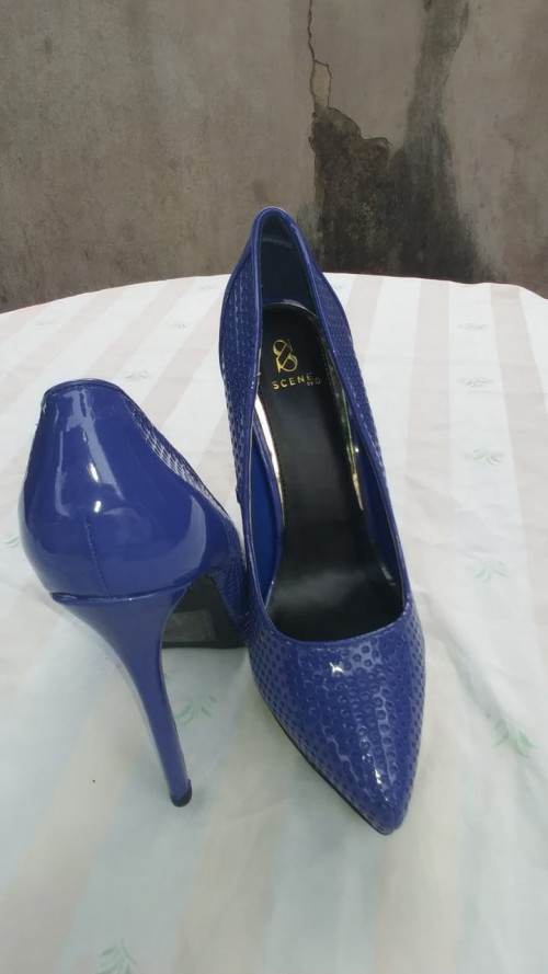 Blue High Heels Shoes, Size 10.