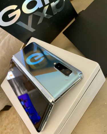 Excellence Working Samsung Galaxy Fold Sealed 