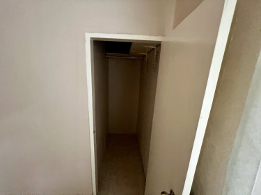 1 Bedroom 1 BATHROOM FLAT