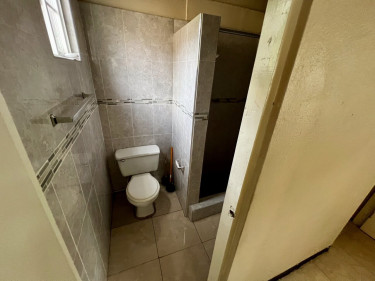 1 Bedroom 1 BATHROOM FLAT