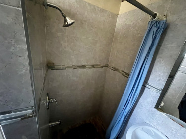 1 Bedroom 1 BATHROOM FLAT