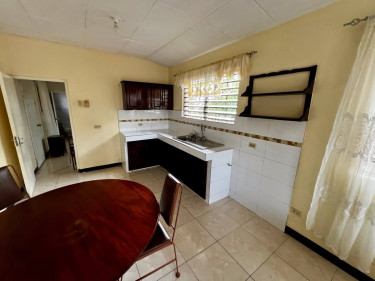 1 Bedroom 1 BATHROOM FLAT