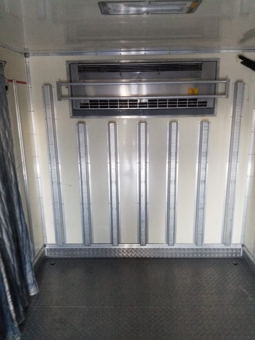 2012 Isuzu Double Freezer Truck Newly Imported For