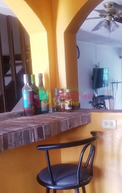 Gated 2 Bedrooms Townhouse with Patio Access