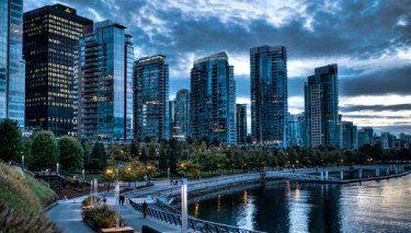 Live And Work In Vancouver Canada $26.00 An Hour