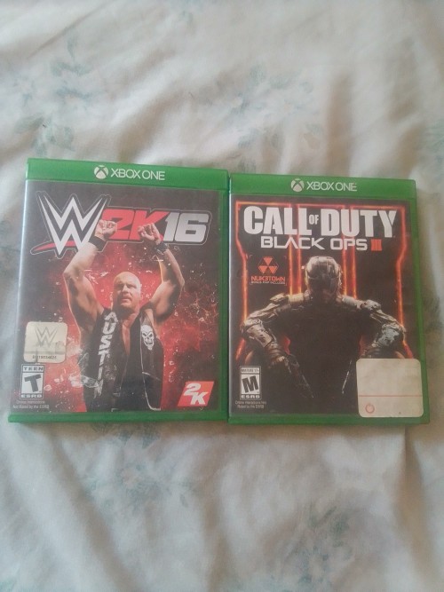 Xbox 1s Cd Wwe16 And Bo3 Clean Non Strach 3500 1
