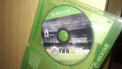 FIFA 16 Xbox One Cd