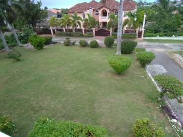 CORAL GARDEN.... 5 BED 4 BATH FOR SALE