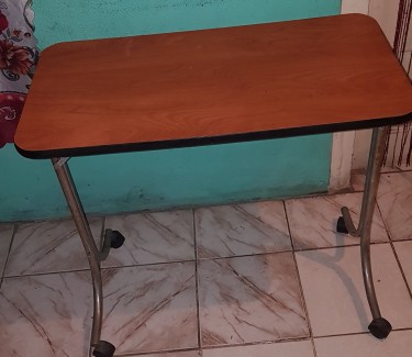 Nails Table For Sale 