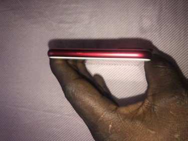 Red Iphone 7+ *256GB
