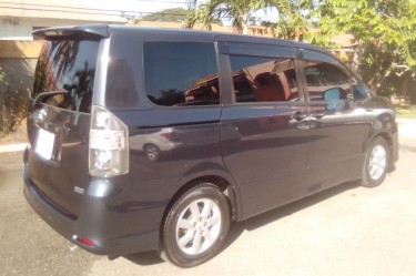Toyota Voxy For Sale