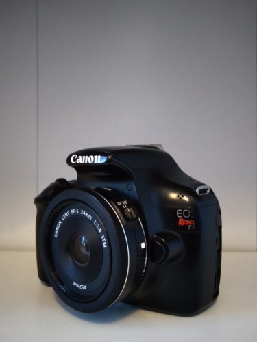 Canon T3 Body + 50mm F1.8 Lens(negotiable)