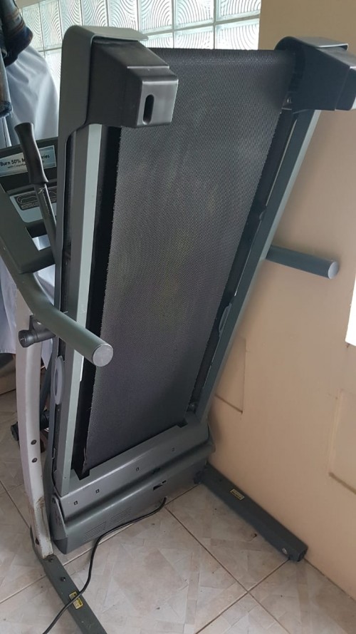 Treadmill (Brand: Weslo Pro Crosawalk 7.8)